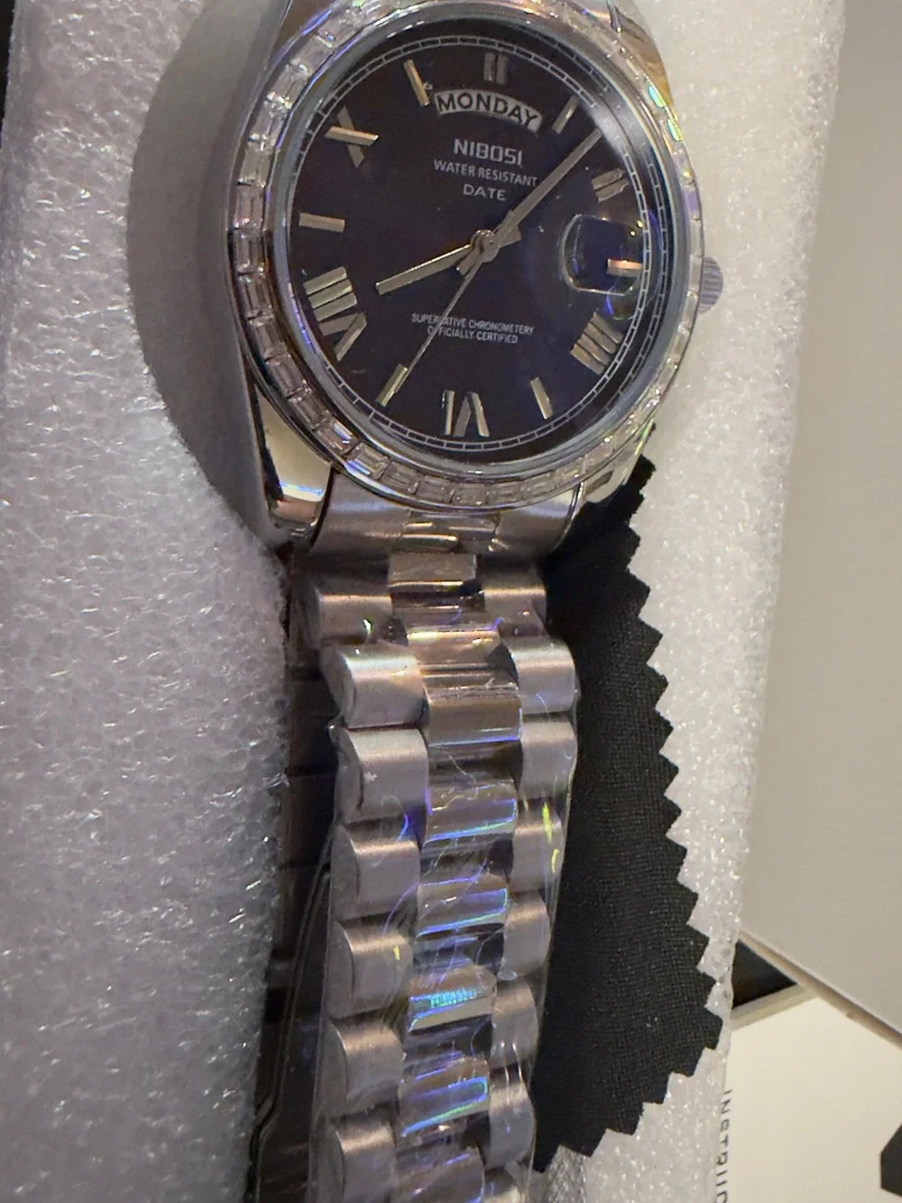 Nibosi Silver-Tone Men's Day-Date Watch with Black Dial